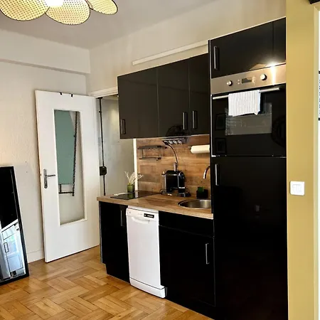 Modern With Balcony And Ac Walk To Tramway Near Center * Nice